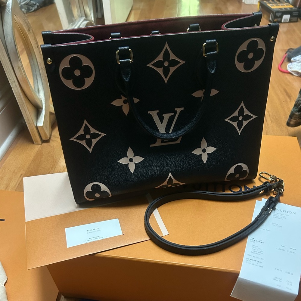 Louis Vuitton Black and Cream Tote Bag